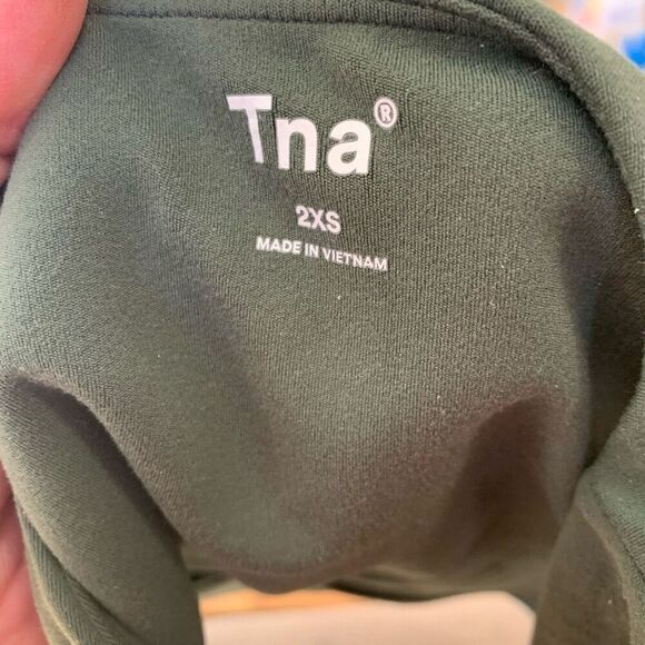 Aritzia TNA Sportsbra Olive Green Low-Cut 2XS - Picture 5 of 9